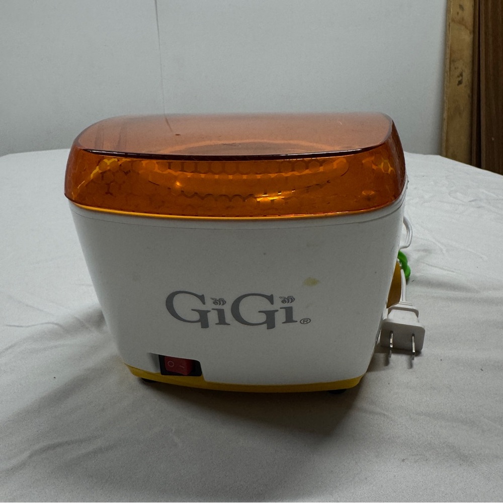 GiGi Honee Warmer Durable Professional Wax Warmer - Picture 5 of 10